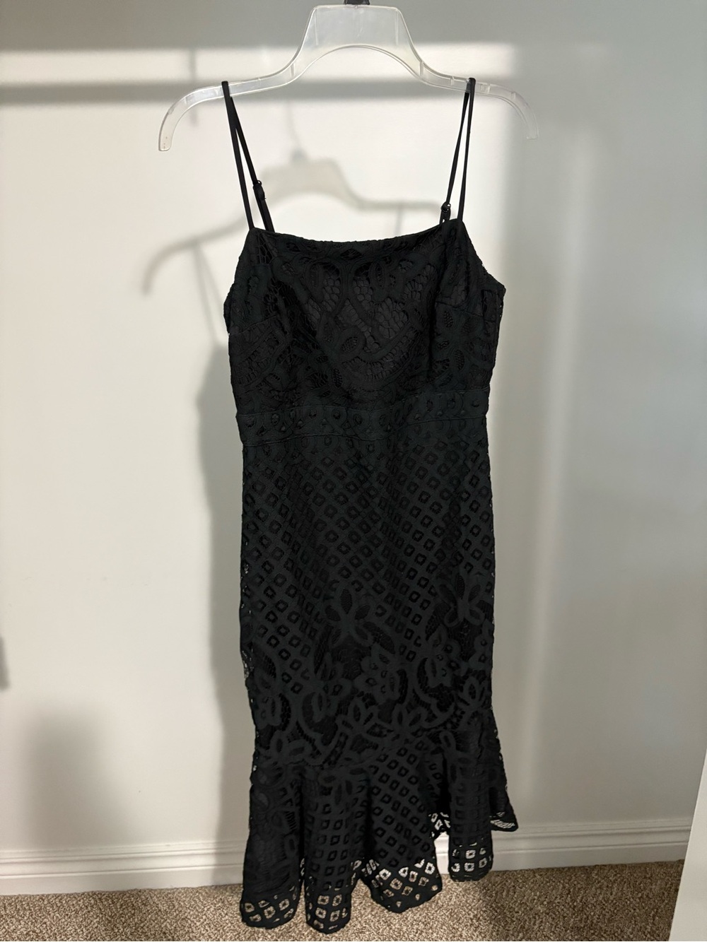 Black Lulu’s Lace Spaghetti-Strap Midi Dress